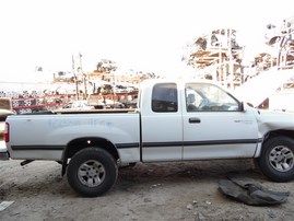 1997 Toyota T100 SR5 White Extended Cab 3.4L AT 2WD #Z23384